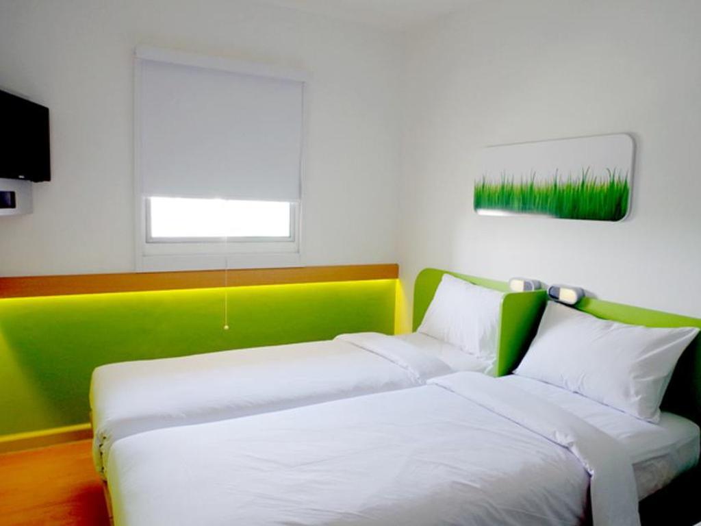 Cordia Hotel Surabaya Airport - Hotel Dalam Bandara - Formerly Ibis Budget Surabaya Airport ซิโดอาร์โจ ภายนอก รูปภาพ