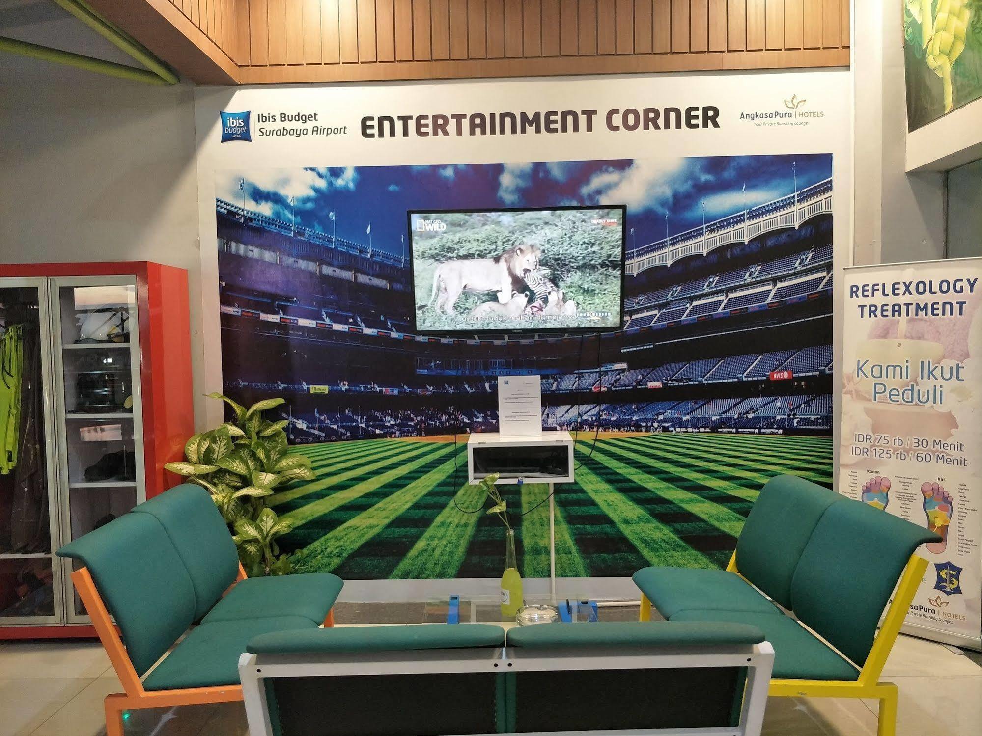 Cordia Hotel Surabaya Airport - Hotel Dalam Bandara - Formerly Ibis Budget Surabaya Airport ซิโดอาร์โจ ภายนอก รูปภาพ