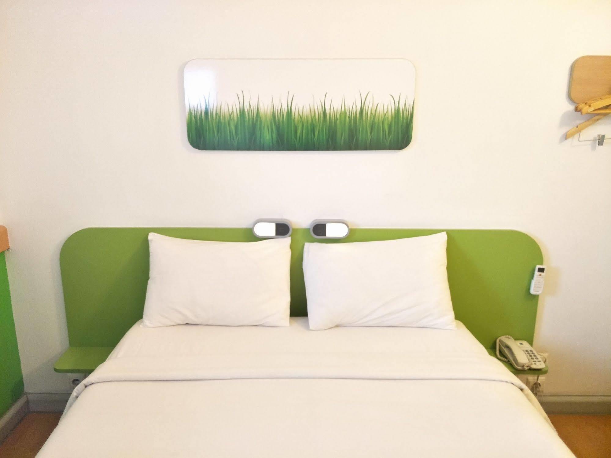 Cordia Hotel Surabaya Airport - Hotel Dalam Bandara - Formerly Ibis Budget Surabaya Airport ซิโดอาร์โจ ภายนอก รูปภาพ